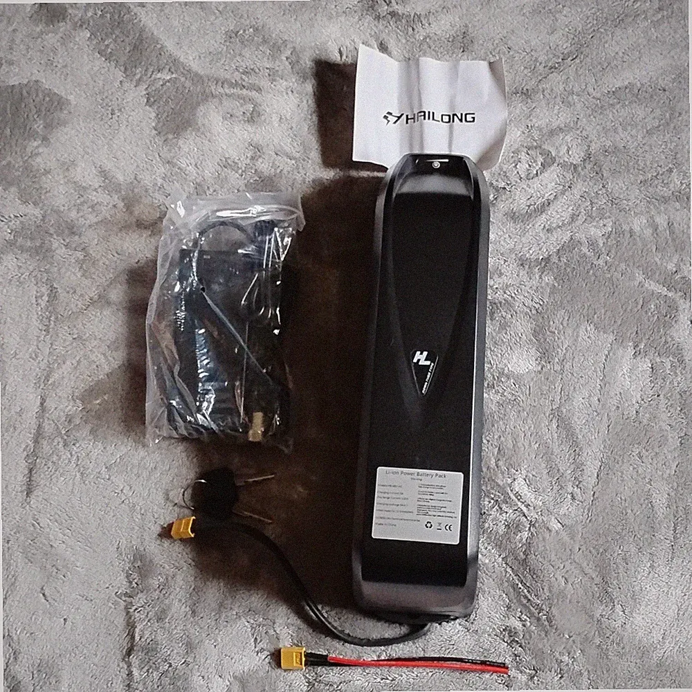 Hailong HB-48V-HC 48V 12.5Ah 600Wh Li-ion E-Bike Battery, Keys, Mount